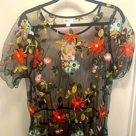Lularoe Dresses | Floral Lace Maxi Dress By Lularoe Deanne Ii | Color: Black/Green | Size: 2x | Pm-39631885's Closet Lularoe Dresses | Floral Lace Maxi Dress By Lularoe Deanne Ii | Color: Black/Green | Size: 2x | Pm-39631885's Closet
